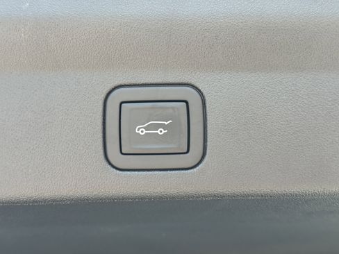 New 2025 Cadillac Escalade IQ Luxury 1 image 12