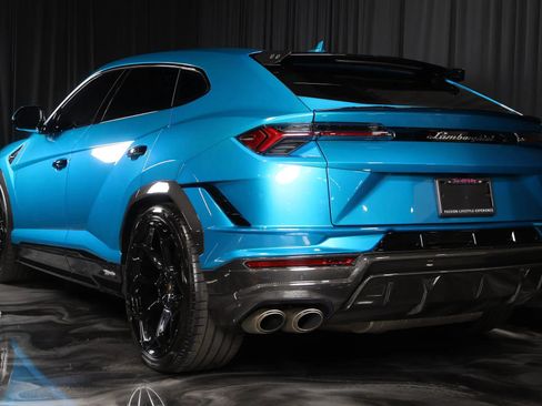 Used 2023 Lamborghini Urus Performante AWD/4WD image 14