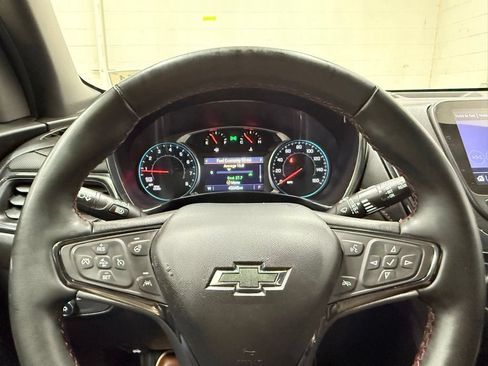 Used 2024 Chevrolet Equinox RS w/ RS Leather Package AWD/4WD image 20