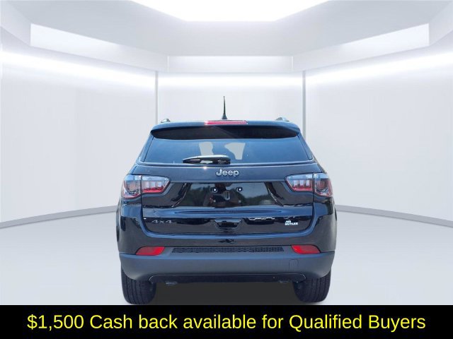 New 2026 Jeep Compass Latitude AWD/4WD image 5