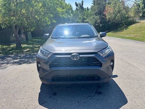 Used 2019 Toyota RAV4 XLE Premium w/ Advanced Technology Package AWD/4WD image 3