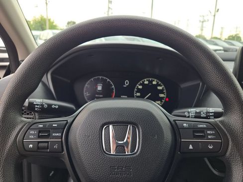 Used 2025 Honda HR-V LX image 34