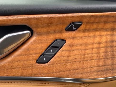 New 2025 Jeep Grand Cherokee Summit image 14