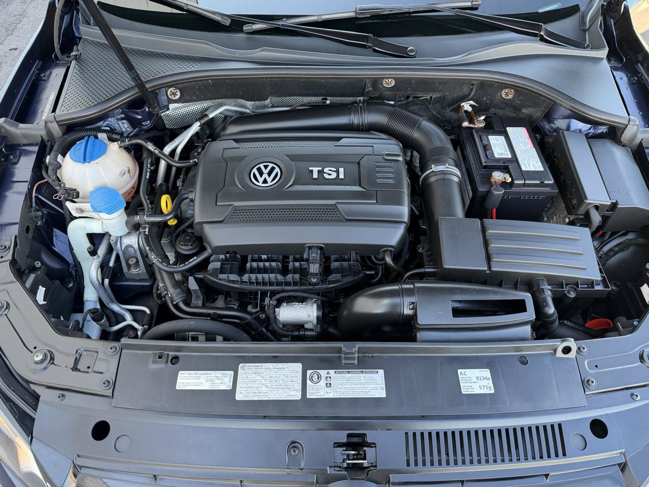 Used 2014 Volkswagen Passat 1.8T Wolfsburg Edition FWD image 15