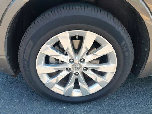Used 2018 Buick Envision Essence FWD image 22