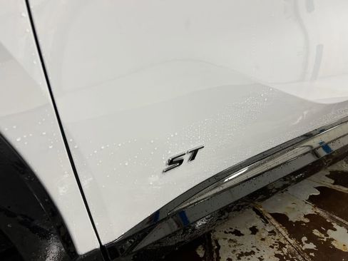 New 2026 Buick Envision Sport Touring image 27