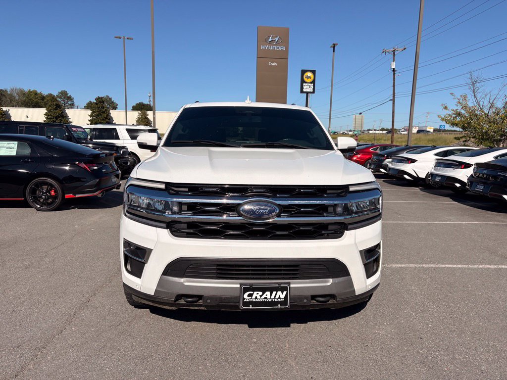 Used 2022 Ford Expedition Max Limited AWD/4WD image 2