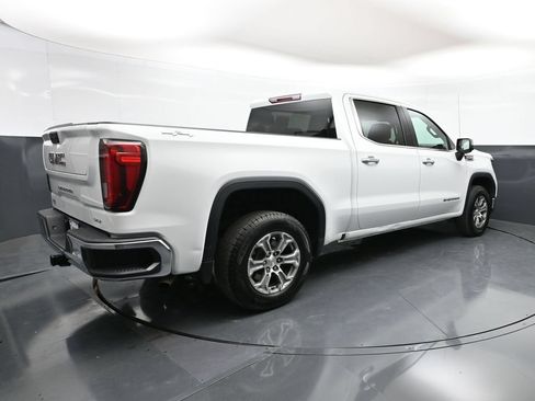 Used 2024 GMC Sierra 1500 SLT AWD/4WD image 31