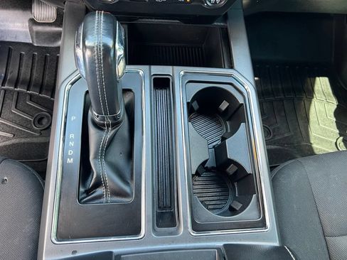 Used 2018 Ford F150 XLT w/ Equipment Group 302A Luxury AWD/4WD image 27