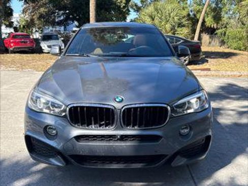Used 2019 BMW X6 xDrive35i w/ M Sport Package image 3