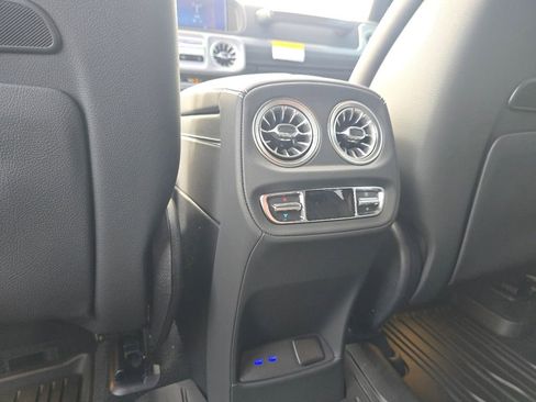 Used 2025 Mercedes-Benz G 63 AMG 4MATIC image 26