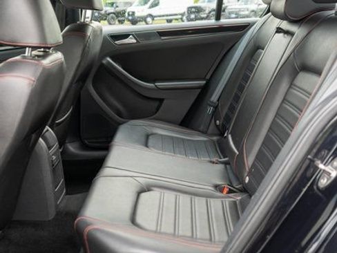 Used 2017 Volkswagen Jetta GLI FWD image 16