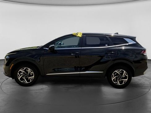 Used 2025 Kia Sportage LX AWD/4WD image 10