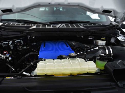 Used 2023 Ford F150 Lariat w/ Equipment Group 502A High image 39