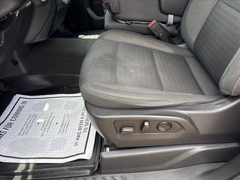 Certified 2022 Chevrolet Silverado 1500 Custom Trail Boss AWD/4WD image 18