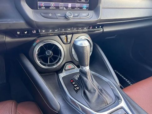Used 2016 Chevrolet Camaro SS RWD image 33