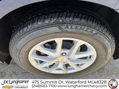 Used 2023 Chevrolet Equinox LT AWD/4WD image 11