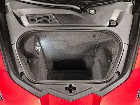 Used 2022 Chevrolet Corvette Stingray Premium Cpe w/ Z51 Performance Package RWD image 7