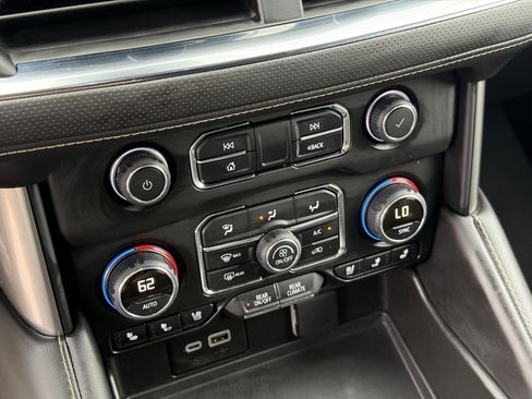 Used 2024 Chevrolet Tahoe Premier image 22