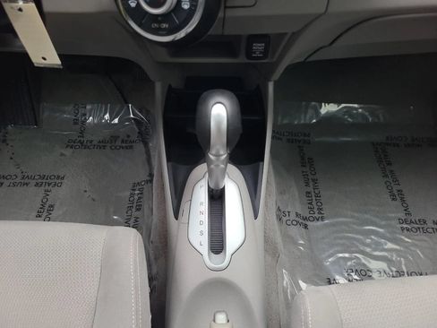 Used 2013 Honda Insight LX image 15