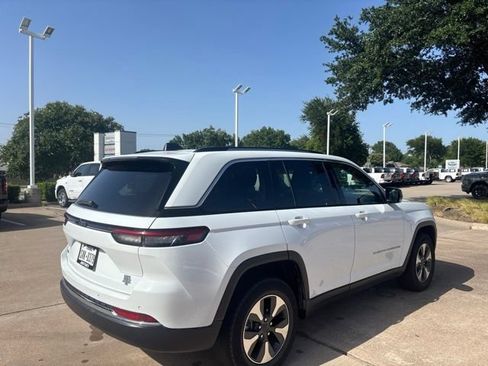 Used 2022 Jeep Grand Cherokee Limited 4xe AWD/4WD image 5