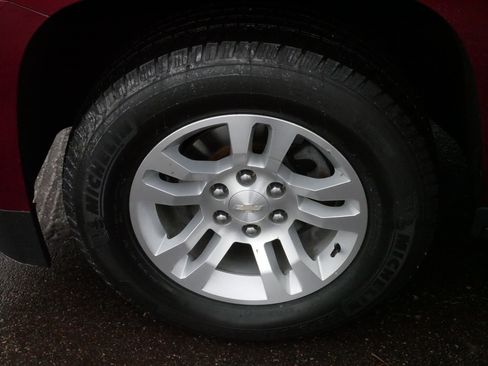 Used 2019 Chevrolet Tahoe LT image 15