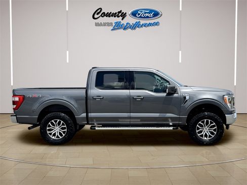 Used 2022 Ford F150 Lariat w/ Trailer Tow Package image 24
