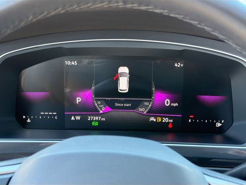 Used 2024 Volkswagen Tiguan Wolfsburg Edition image 40