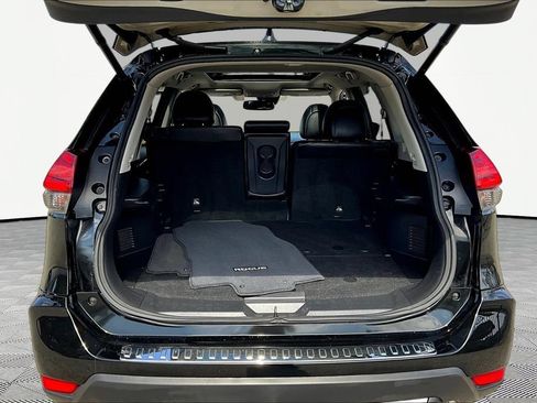 Used 2017 Nissan Rogue SL w/ SL Premium Package FWD image 27