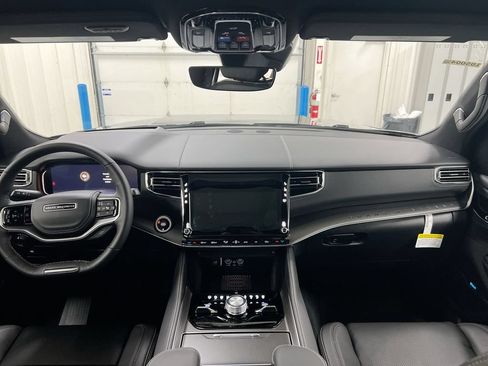 New 2026 Jeep Grand Wagoneer Summit AWD/4WD image 10