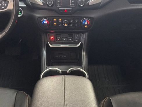 Used 2020 GMC Terrain SLT w/ Elevation Edition FWD image 16