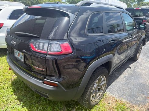 Used 2021 Jeep Cherokee Trailhawk w/ Sun, Sound & Nav Group AWD/4WD image 4