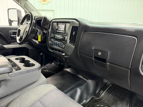Used 2015 Chevrolet Silverado 2500 LT AWD/4WD image 14