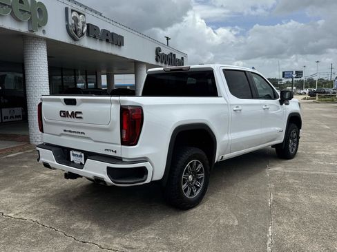 Used 2025 GMC Sierra 1500 AT4 AWD/4WD image 7