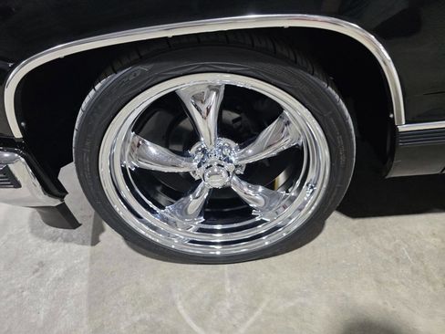 Used 1990 Chevrolet Silverado 1500 2WD Regular Cab image 27