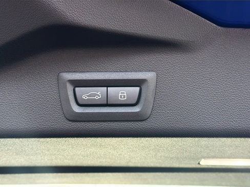 New 2026 BMW X5 M60i image 13