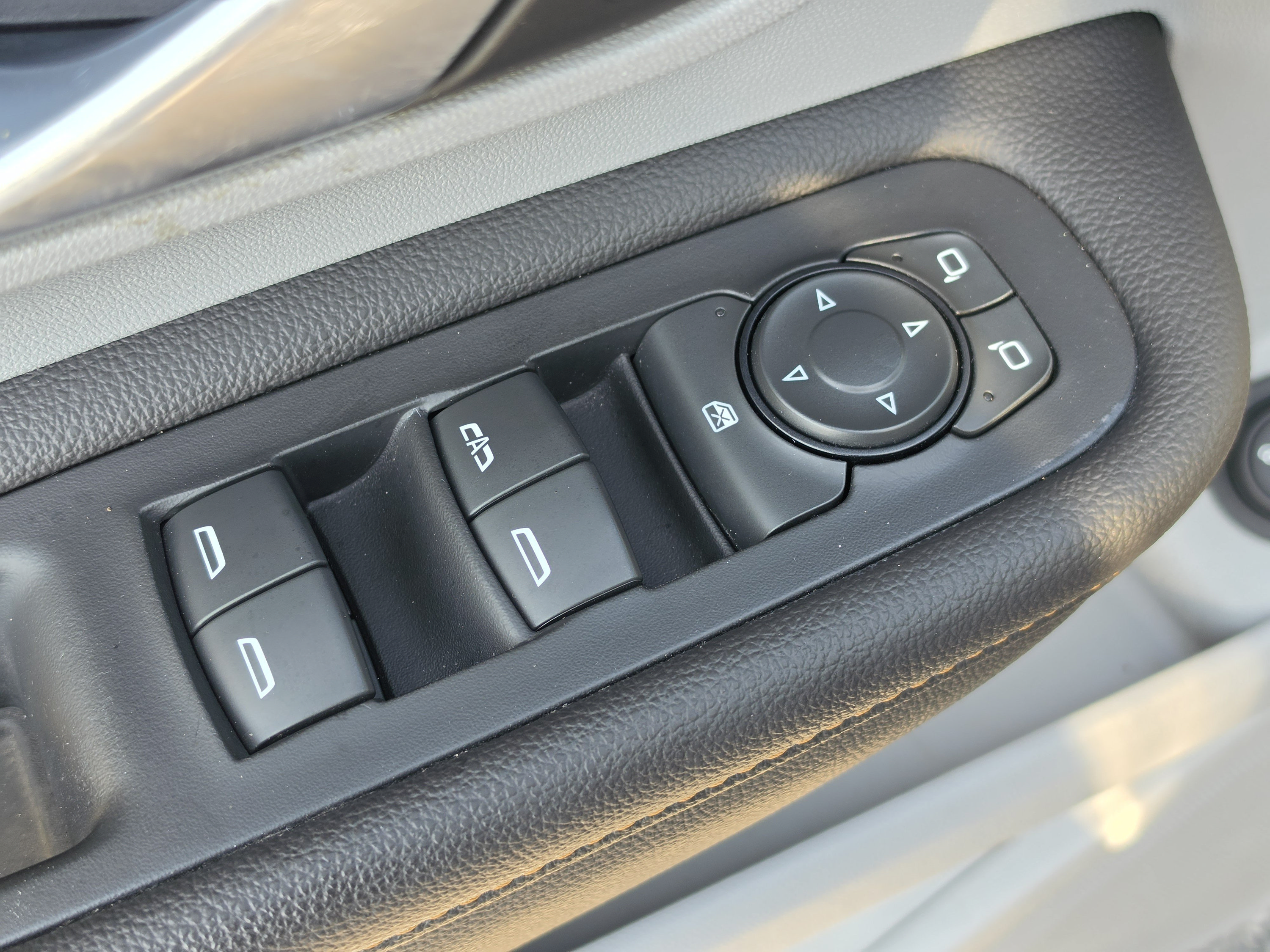Used 2020 GMC Terrain SLT w/ Preferred Package FWD image 24