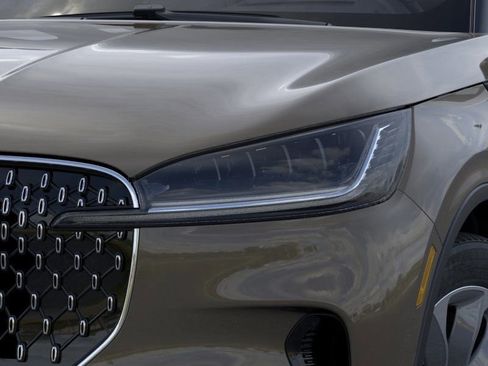 New 2025 Lincoln Aviator 2WD image 18