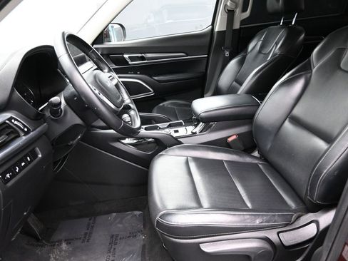 Certified 2022 Kia Telluride LX image 11