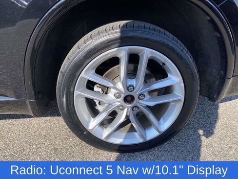 Used 2024 Dodge Durango GT image 9