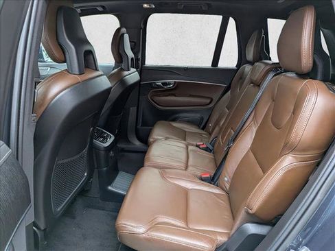 Used 2021 Volvo XC90 T8 Inscription w/ Advanced Package AWD/4WD image 19