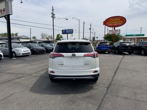 Used 2016 Toyota RAV4 Limited FWD image 9