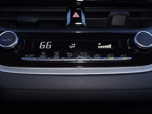 Used 2024 Toyota Corolla LE image 15