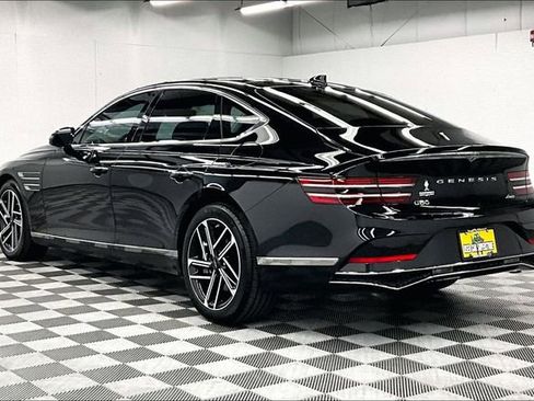 Used 2025 Genesis G80 2.5T Advanced AWD/4WD image 2