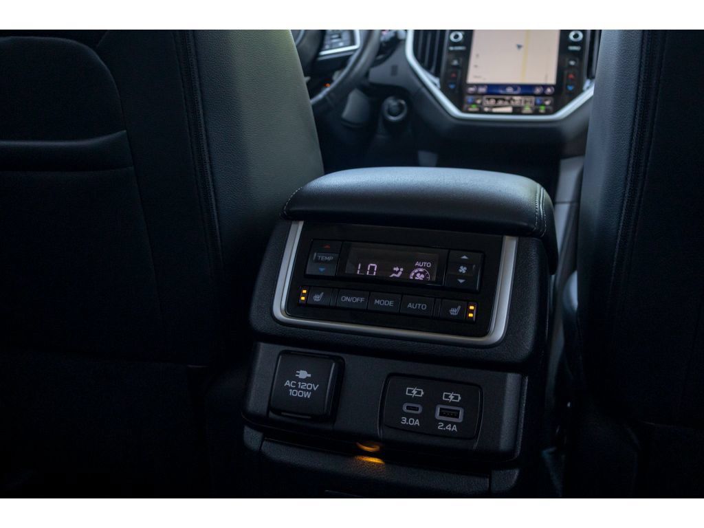 Used 2023 Subaru Ascent Touring AWD/4WD image 13