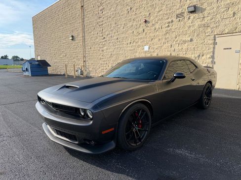 Used 2021 Dodge Challenger R/T Scat Pack w/ T/A Package RWD image 1