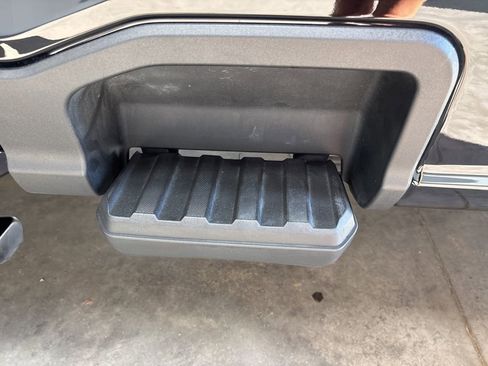 Used 2024 Ford F250 Lariat image 15