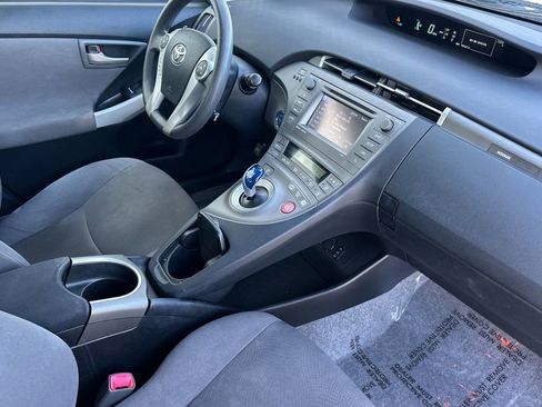 Used 2012 Toyota Prius Plug-In Hybrid image 15