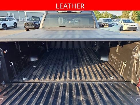 Used 2025 Toyota Tundra Limited AWD/4WD image 5