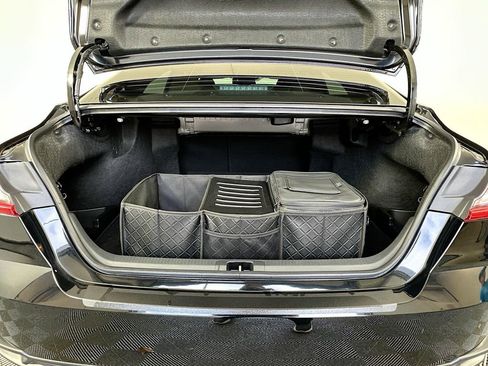 Used 2025 Toyota Camry SE image 25